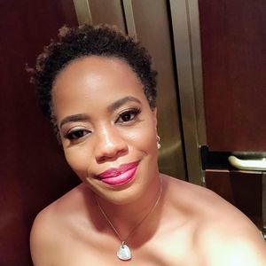 Meet your Posher, Lakeisha